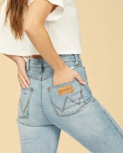 BILLABONG Wrangler She's Cheeky High-Waisted Denim Pants BLUE SURF 9 BILLABONG Wrangler She's Cheeky High-Waisted Denim Pants BLUE SURF -Women Clothing Shop abjdp00115 billabongw bjnw dtl1
