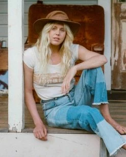 BILLABONG Wrangler Hey Honey T-Shirt WHITE CAP