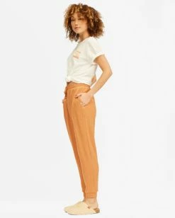 BILLABONG Adelaide High-Waist Sweatpants TOFFEE -Women Clothing Shop abjnp00208 billabongw tof sd1