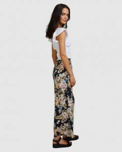 BILLABONG Tropicool Wide-Leg Floral Pants OFF BLACK 8 BILLABONG Tropicool Wide-Leg Floral Pants OFF BLACK -Women Clothing Shop abjnp00254 billabongw ofb sd2