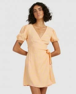 BILLABONG Hot Tropics Wrap Mini Dress MELON FADE -Women Clothing Shop abjwd00413 billabongw mfd frt2