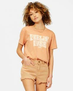 BILLABONG Feelin' Free Overdyed Boyfriend T-Shirt GOLD DUST