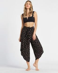 BILLABONG Capri Skies High-Waist Pants BLACK -Women Clothing Shop j3051bca billabongwg blk frt2