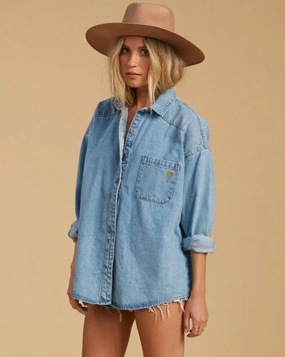 BILLABONG Salty Blonde Feeling Salty Denim Buttondown Shirt ALOHA WASH 3 BILLABONG Salty Blonde Feeling Salty Denim Buttondown Shirt ALOHA WASH - Image 3