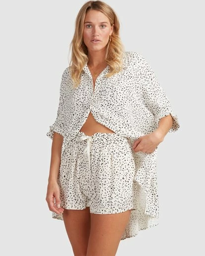 BILLABONG Sandstorm Elastic Shorts CREAM 1 BILLABONG Sandstorm Elastic Shorts CREAM